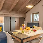 Ambiente Apartament *
